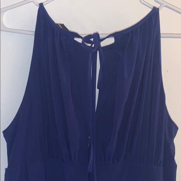 Formal Dress - Picture 4 of 7